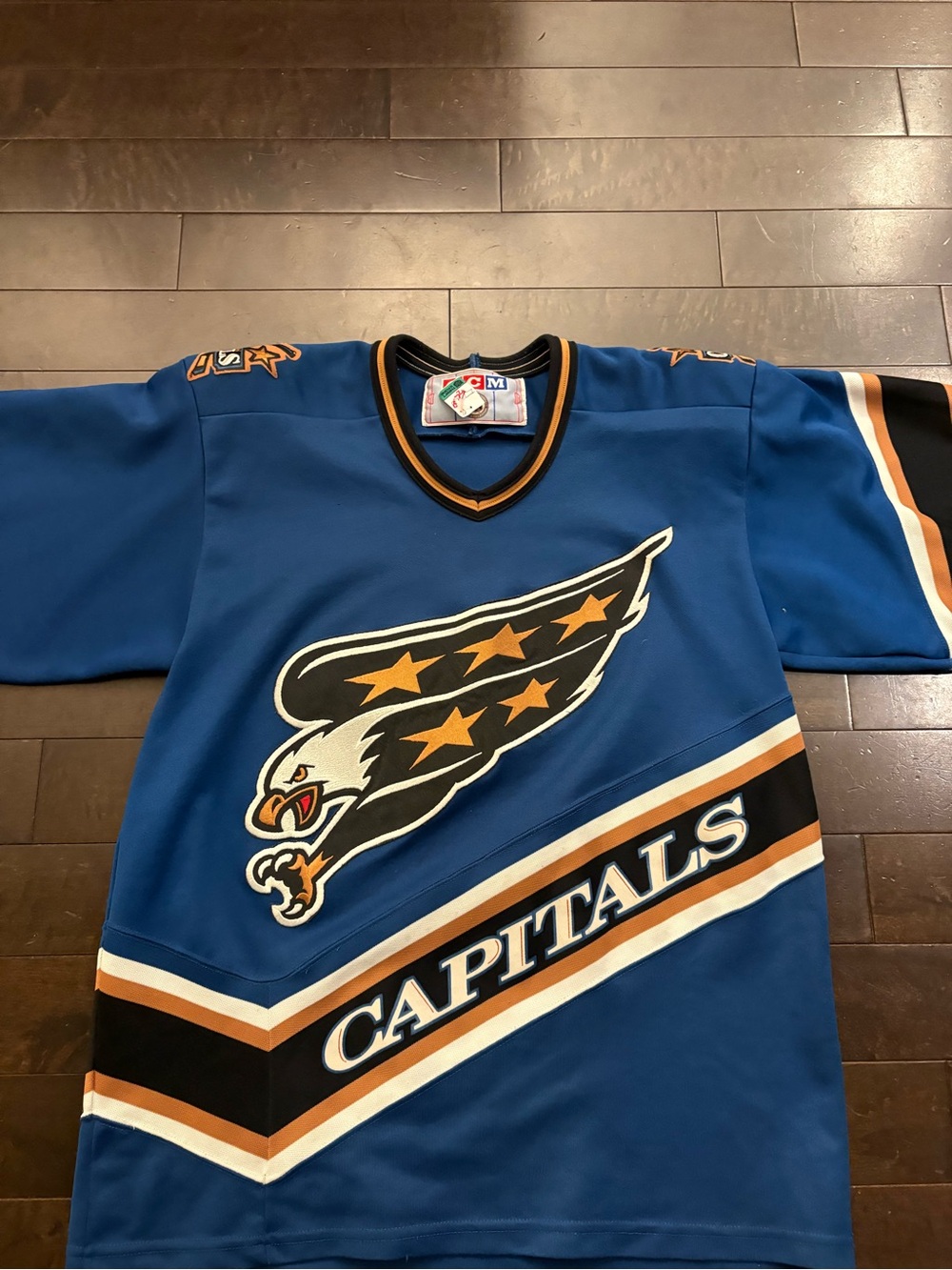 Vintage Washington capitals jersey